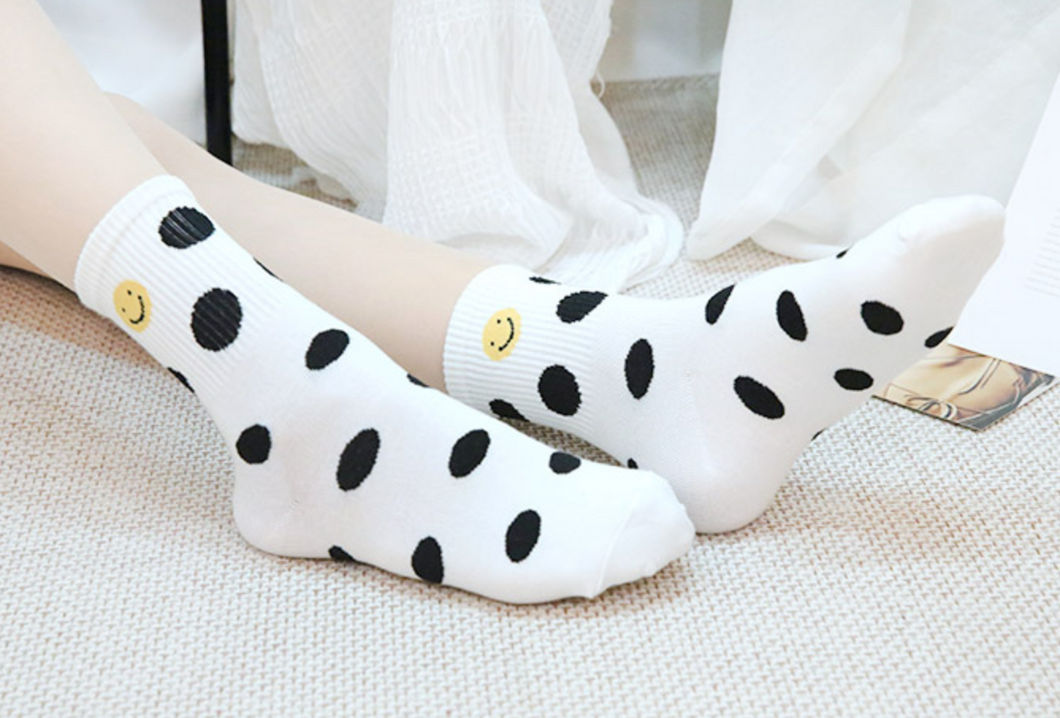 Cute Smiley Face Socks, Fashion Crew Socks for Womens