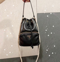 Load image into Gallery viewer, Pearl Crossbody Strap
