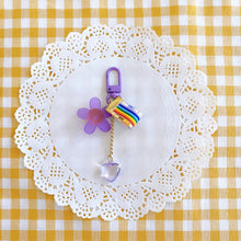 Load image into Gallery viewer, Purple Smiley Flower Keyring
